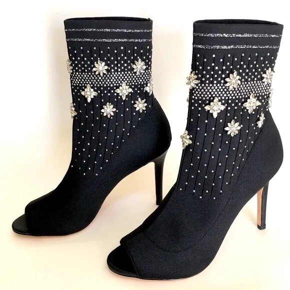 NWOT Badgley Mischka VIVI rhinestone sock booties. Sz 6. Glistening jewels.Black