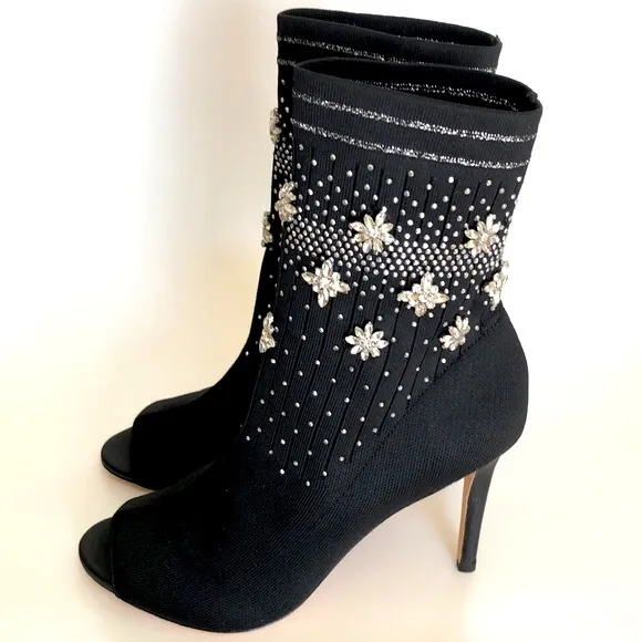 NWOT Badgley Mischka VIVI rhinestone sock booties. Sz 6. Glistening jewels.Black