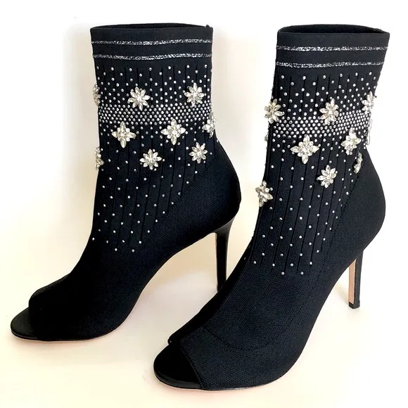 NWOT Badgley Mischka VIVI rhinestone sock booties. Sz 6. Glistening jewels.Black