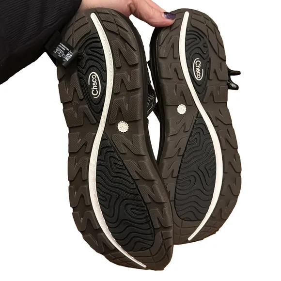 NWOT CHACO Z Cloud Hiking Strappy Classic Sandals Black White Size 10