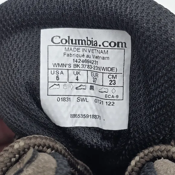 NWOT Columbia Women’s Newton Ridge™ Plus Waterproof Hiking Boots, Size 6