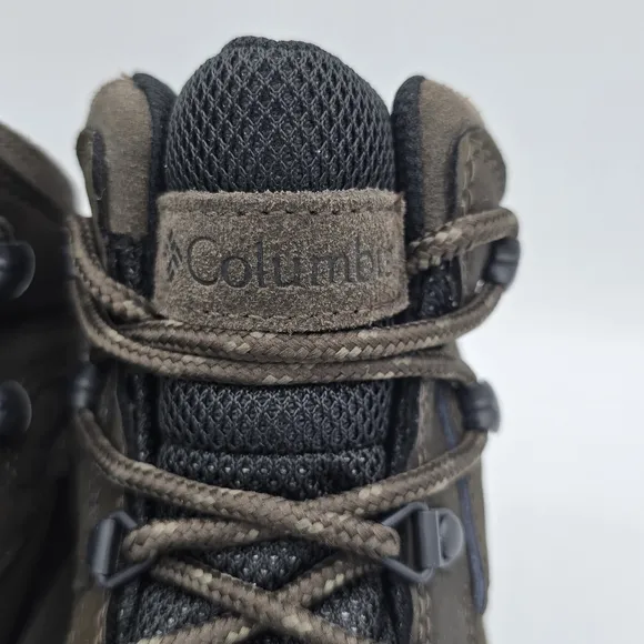 NWOT Columbia Women’s Newton Ridge™ Plus Waterproof Hiking Boots, Size 6