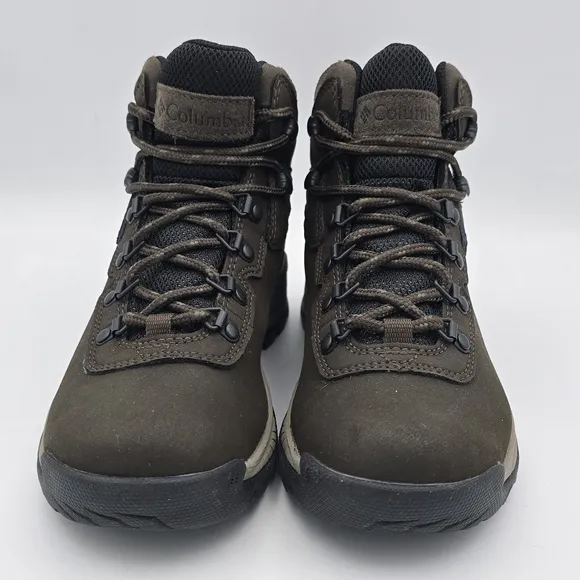 NWOT Columbia Women’s Newton Ridge™ Plus Waterproof Hiking Boots, Size 6