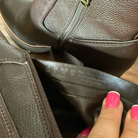 NWOT Elegant Brown Faux Leather Ankle Boots by Naturalizer-Size 10