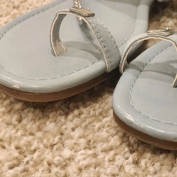 NWOT Guess Blue sandals