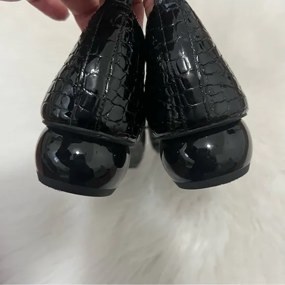 NWOT Jeffrey Campbell Viona flats black  patent Croc  Flats Slip On 7.5