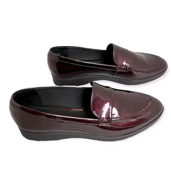 NWOT Kelly &amp; Katie Maroon Patent Leather Slip-on Loafer Size 9.5