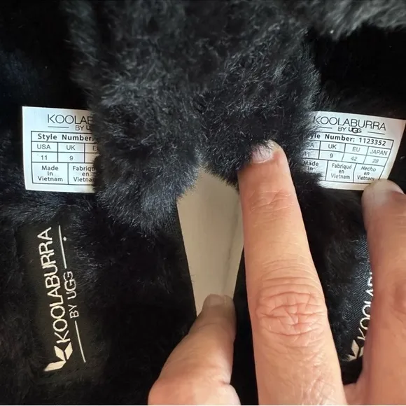 NWOT Koolaburra by UGG Fuzz-On Black Faux-Fur Slide Sandals