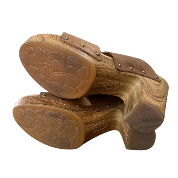 NWOT Kork-Ease Darra Platform Tan Sandals – Sz 10M