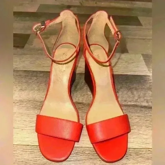 NWOT Michael Kors Fiona wedge ORANGE ankle strap size 7.5 M