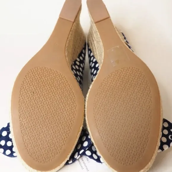 NWoT POLKA DOT Tory Burch White Polka Dot NAVY Wedge Heels Sandals Sz 9-Last 1