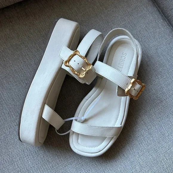 NWOT SCHUTZ Wavy Flatform Sandals - size 7.5
