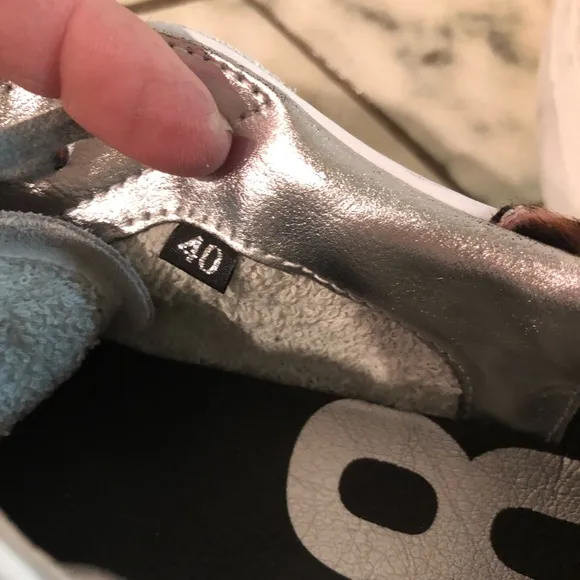 NWOT Thea Low-Top Sneakers with Leopard Back