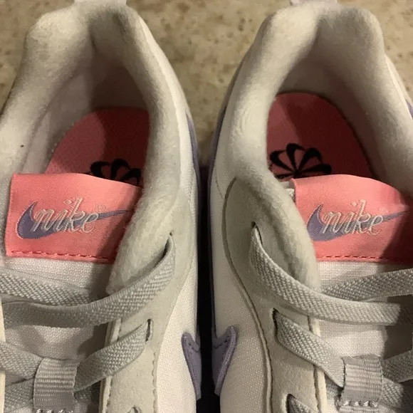 NWOT Toddler Nike Air Max Dawn Sneakers Size 1.5