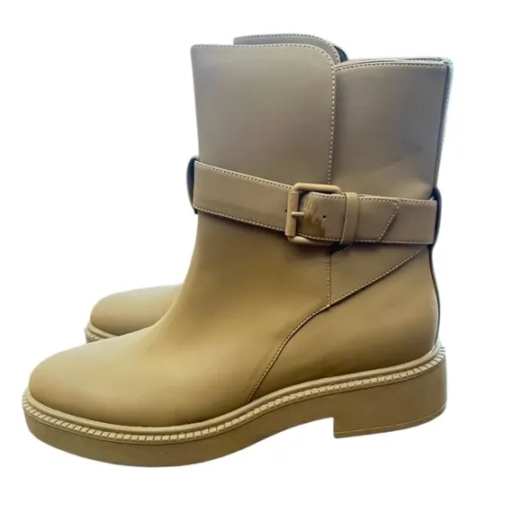 NWOT Vince Kaelyn Waterproof Pull on Boots – Sz 9