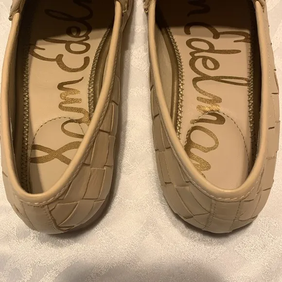 NWOT/NWOB SAM EDELMAN LORAINE WOVEN TAILORED LOAFERS IN EGGSHELL SIZE 8M