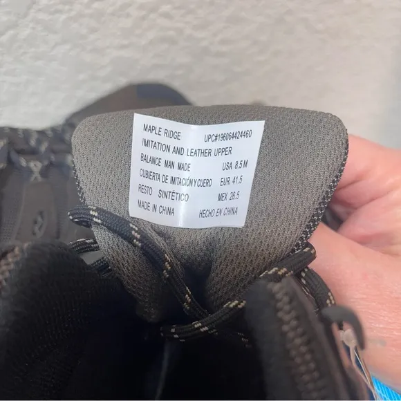 🥾NWT🥾 Eddie Bauer Men's Maple Ridge Outdoor Weatherproof Hiking Boots  Size 8.5