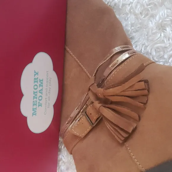 NWT Girl's Tall Boots memory foam
