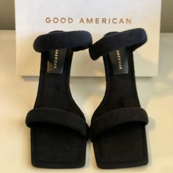 NWT GOOD AMERICAN Black Terry Cloth &amp; Gold Stiletto Heeled Sandals SZ 8