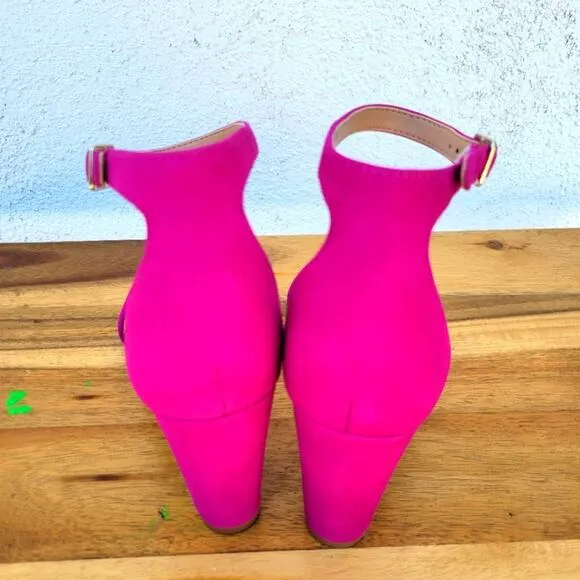 NWT I.N.C. Adjustable Ankle Strap Sandals, Fuchsia, Size 5