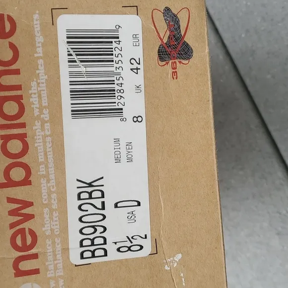 NWT New Balance Team 902 Basketball Sneakers BB902BK