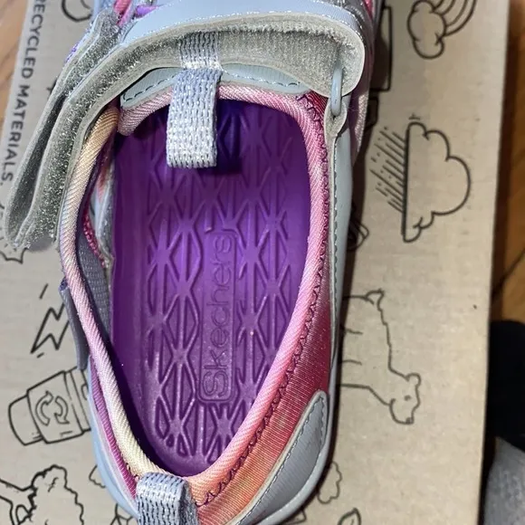 NWT/ NIB Skechers Kids Summer Steps 2.0 Endless Adventure Fisherman Sandals (3)