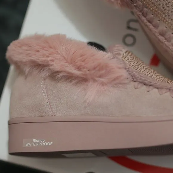 NWT Pink Embellished Waterproof Faux-Fur &amp; Genuine Suede Mocassin Sneakers.