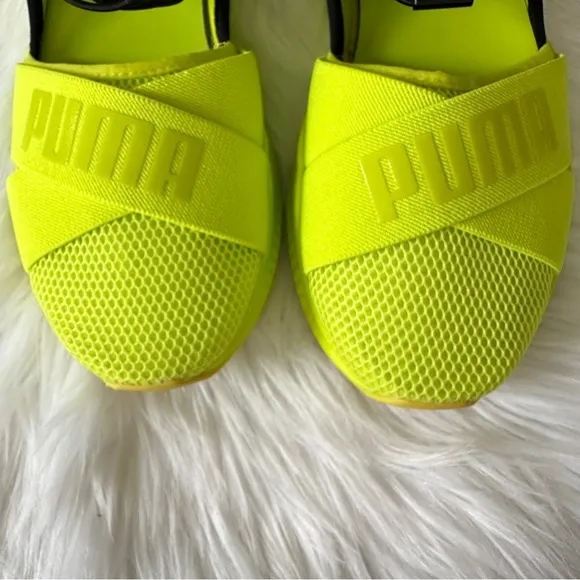 NWT PUMA Fenty by Rihanna Fenty Avid Cut-out Lime Leather Sneakers, 9.5