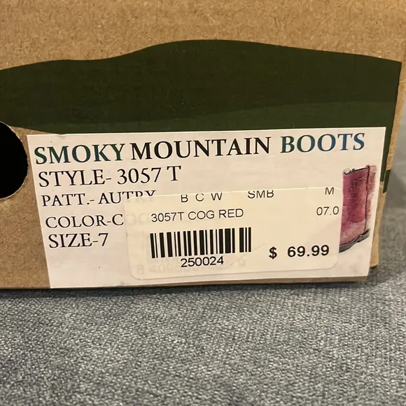 NWT Smoky Mountain Boots kid’s size 7