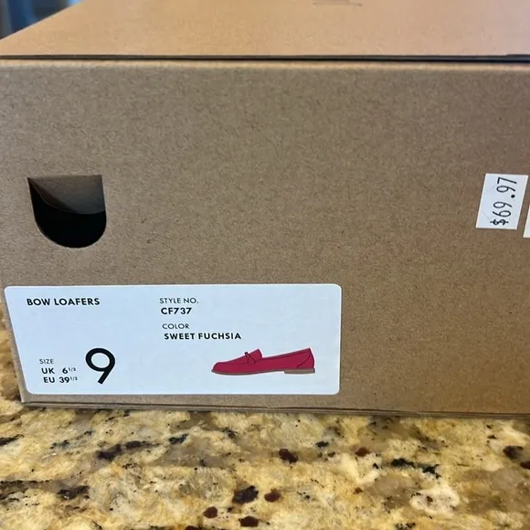 NWT STILL IN THE BOX, J.CREW, HOT PINK OR FUCHSIA BOW LOAFERS SIZE 9 WOMEN’S