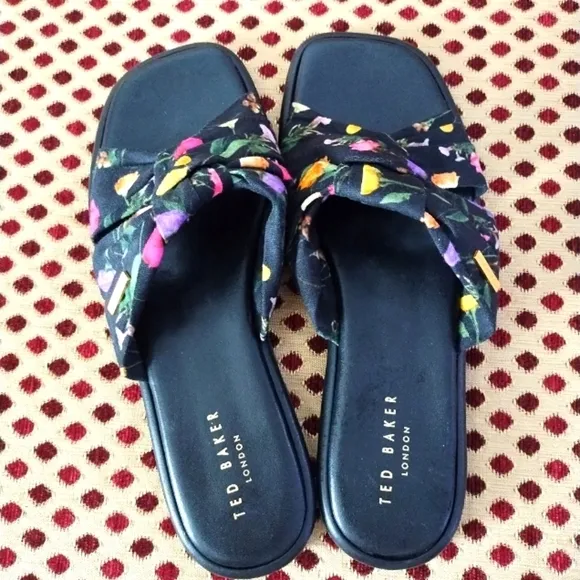 NWT Ted Baker London  &quot;Ashina&quot; Floral Knott  Sandal