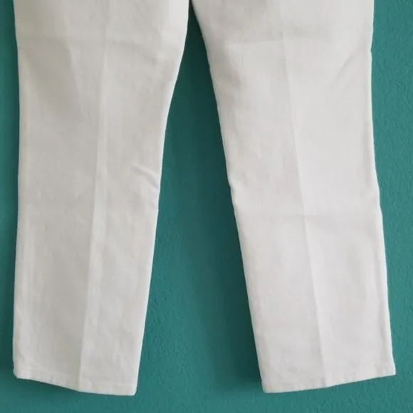 NWT {Tory Burch} White Sadie Straight Leg Cropped Jean