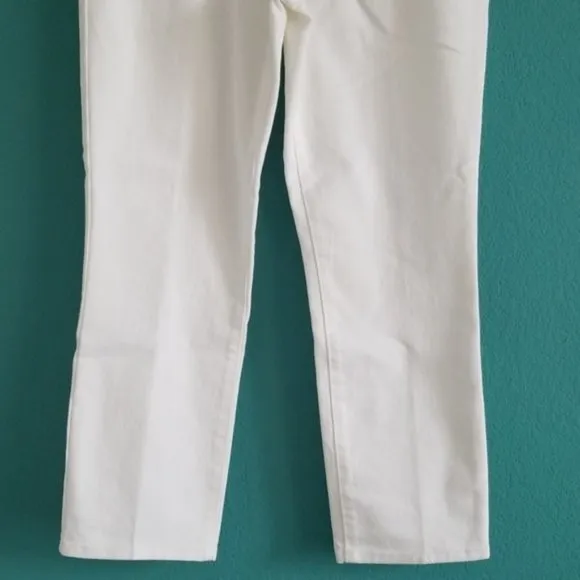 NWT {Tory Burch} White Sadie Straight Leg Cropped Jean