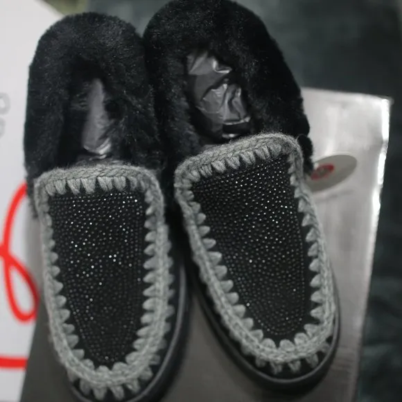 NWT Waterproof Genuine Suede and Faux Fur Mocassin Boots.