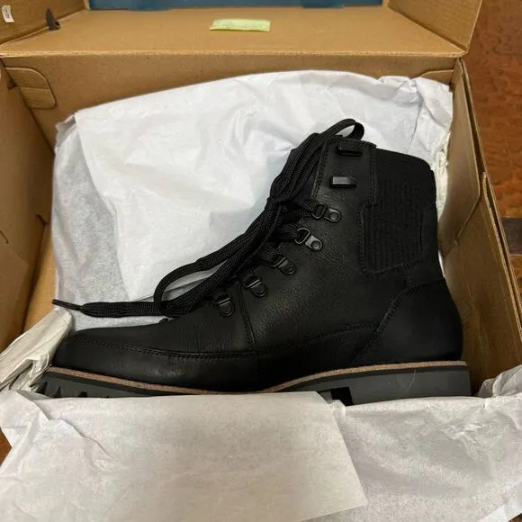 NWT/NIB (Sz.9) Chaco Fields Lace-Up Waterproof Leather Ankle Boots