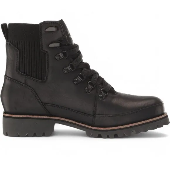 NWT/NIB (Sz.9) Chaco Fields Lace-Up Waterproof Leather Ankle Boots