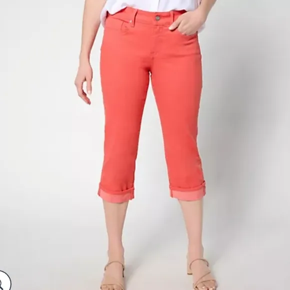 Nydj Marilyn Straight Crop Jeans In  Cool Embrace Denim With Cuffs
