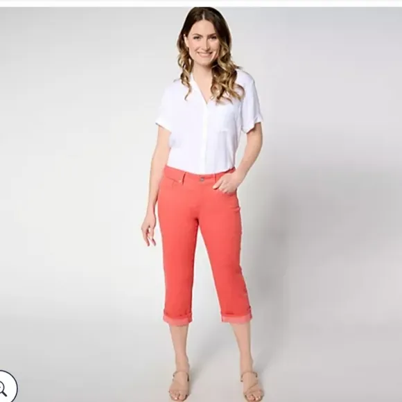 Nydj Marilyn Straight Crop Jeans In  Cool Embrace Denim With Cuffs