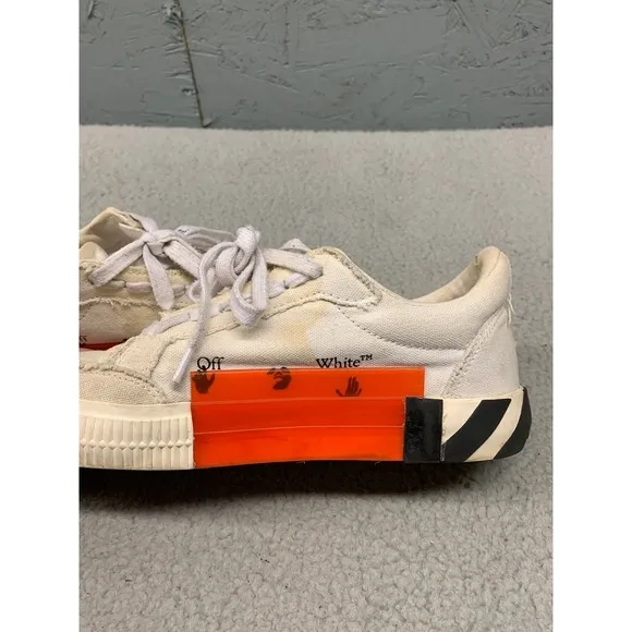 Off-White Vulcanized Low Canvas Sneakers Size 37 White Black Arrows Stripe Sole