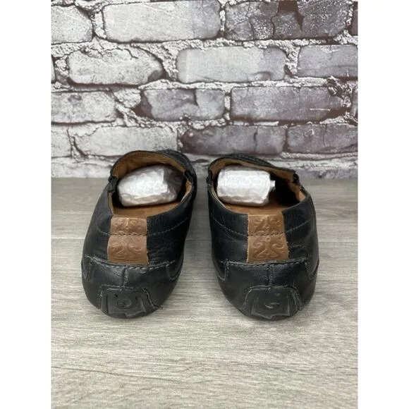 Olukai Akepa Moc Slip On Loafers Men's size 10.5 Black Leather