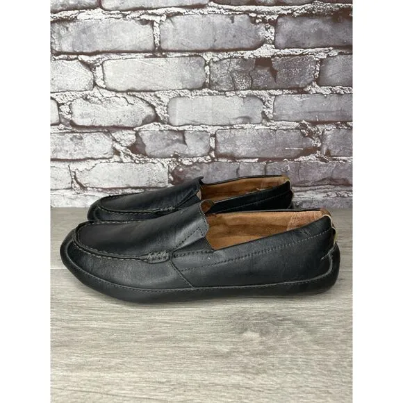 Olukai Akepa Moc Slip On Loafers Men's size 10.5 Black Leather