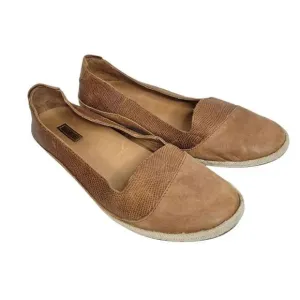 Olukai leather slip on Esperellda Flats W9