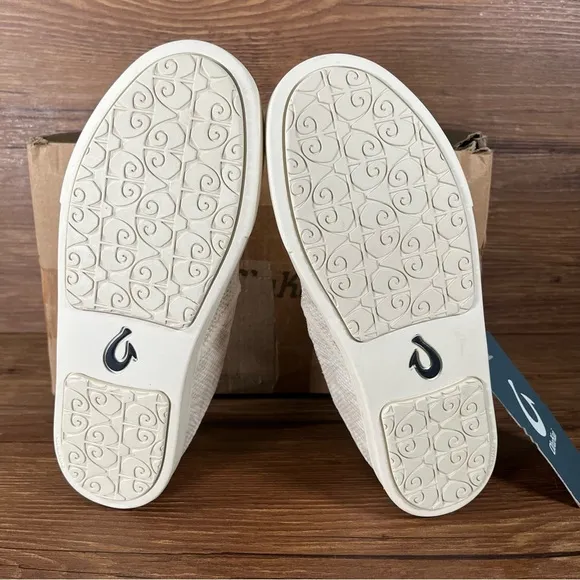 Olukai NEW Peheua White Slip-On Sneakers Loafers Women’s Size 5 Shoes Sneakers
