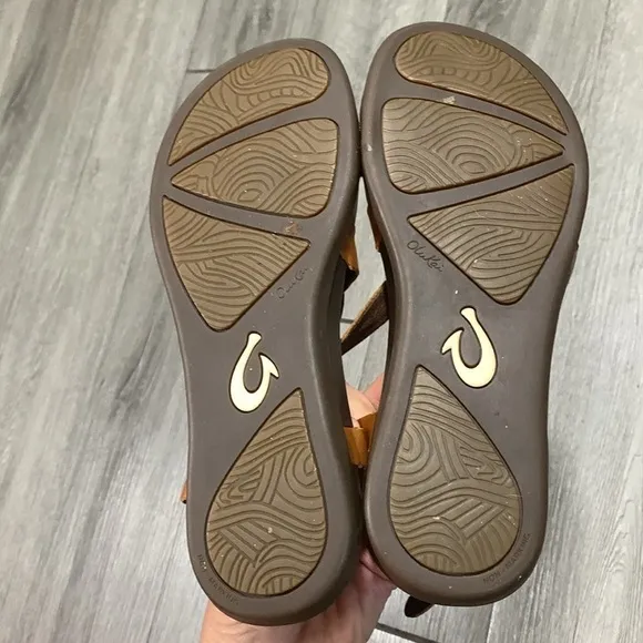 Olukai Upena Brown Leather &amp; Gold Adjustable Strap Sandals size 10