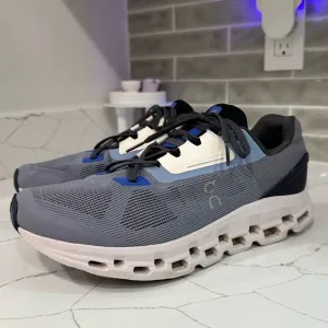 On Running Cloudstratus Sneakers. Men’s size 10 M. Color Fossil Midnight.