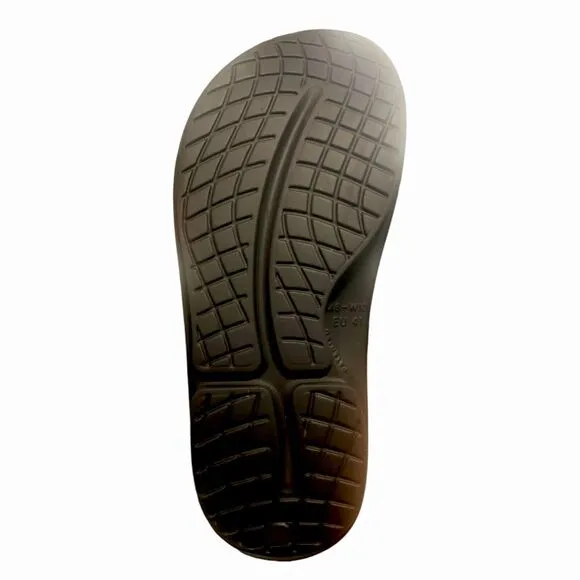 OOFOS Sandals Men 8 Women 10 Ooahh Blackout Slide