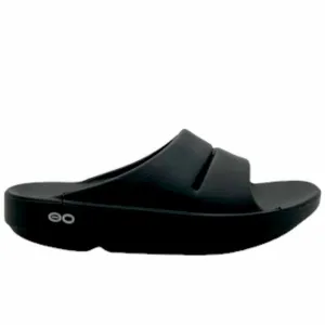 OOFOS Sandals Men 8 Women 10 Ooahh Blackout Slide