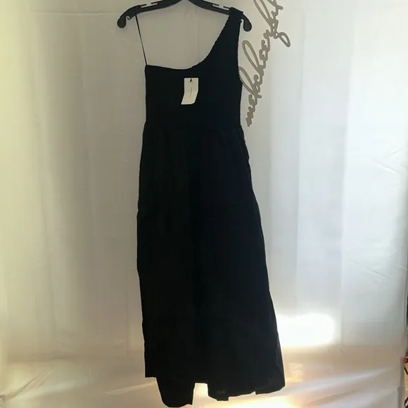 O.P.TBlack Milada Midi Dress