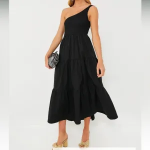 O.P.TBlack Milada Midi Dress