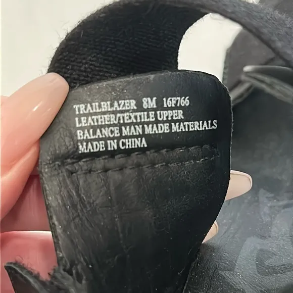 OTBT Trailblazer Black Wedge Sandals size 8 EUC